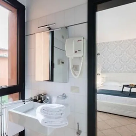 Golf Hotel 4*